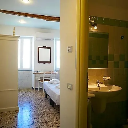 Scorci Di Mare Hotel 3*