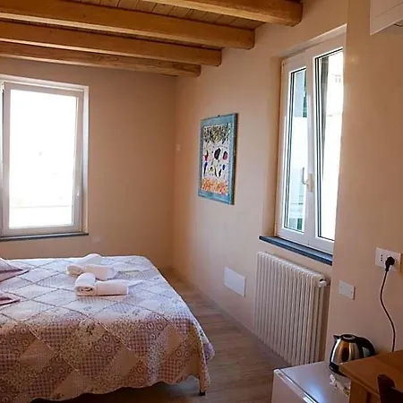 Scorci Di Mare Hotel 3*